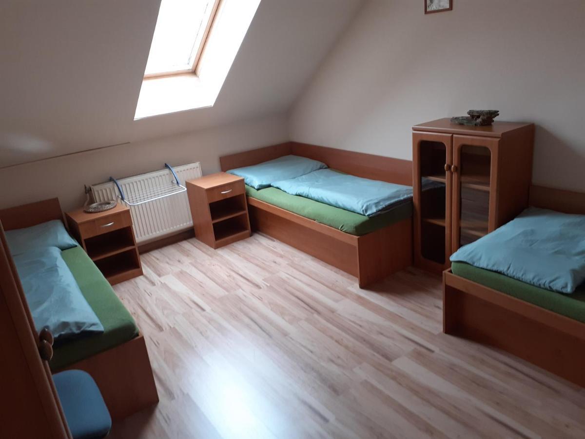 Hostel Fontana 질리나 외부 사진